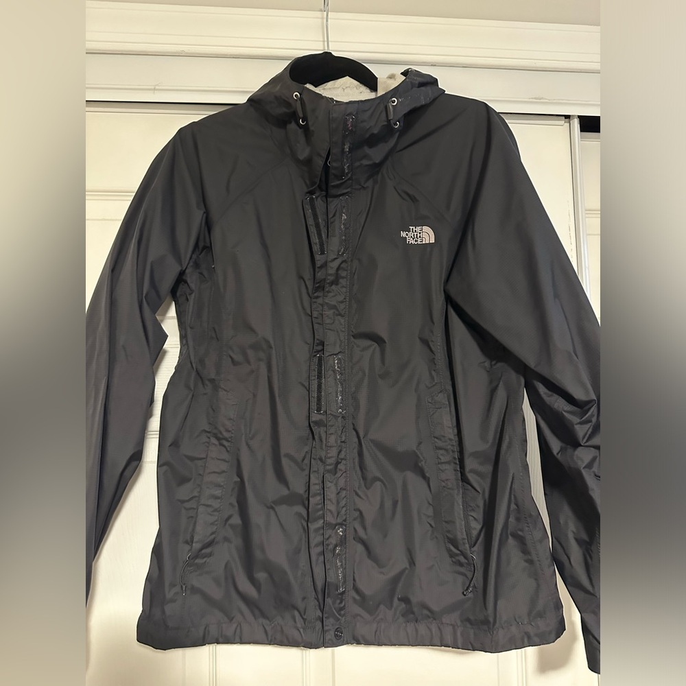 Women’s Medium Northface Rain Jacket